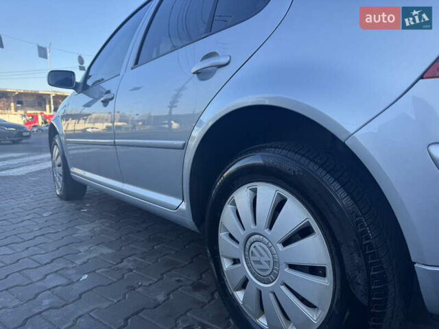 Серый Фольксваген Гольф, объемом двигателя 1.6 л и пробегом 188 тыс. км за 4600 $, фото 12 на Automoto.ua