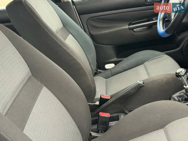 Сірий Фольксваген Гольф, об'ємом двигуна 1.4 л та пробігом 197 тис. км за 4350 $, фото 38 на Automoto.ua