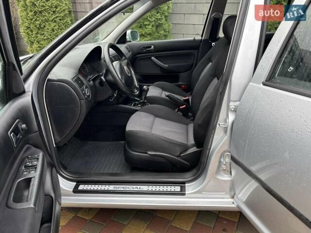 Сірий Фольксваген Гольф, об'ємом двигуна 1.6 л та пробігом 194 тис. км за 4999 $, фото 64 на Automoto.ua