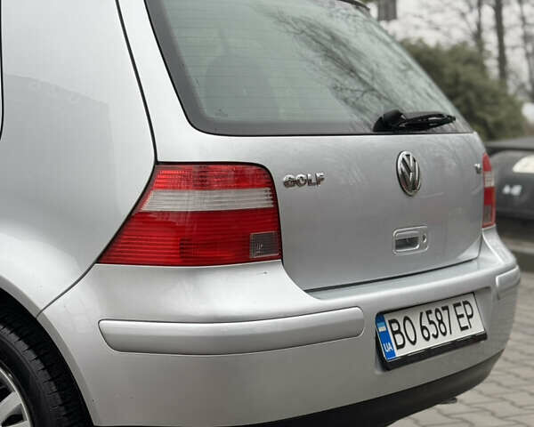 Сірий Фольксваген Гольф, об'ємом двигуна 1.6 л та пробігом 178 тис. км за 4100 $, фото 19 на Automoto.ua