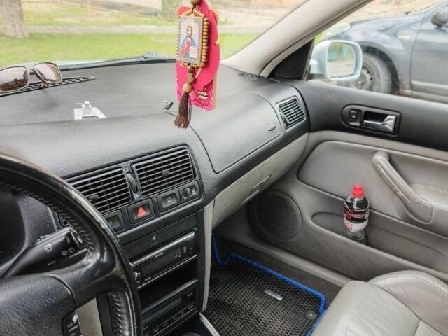 Серый Фольксваген Гольф, объемом двигателя 0 л и пробегом 355 тыс. км за 2000 $, фото 6 на Automoto.ua