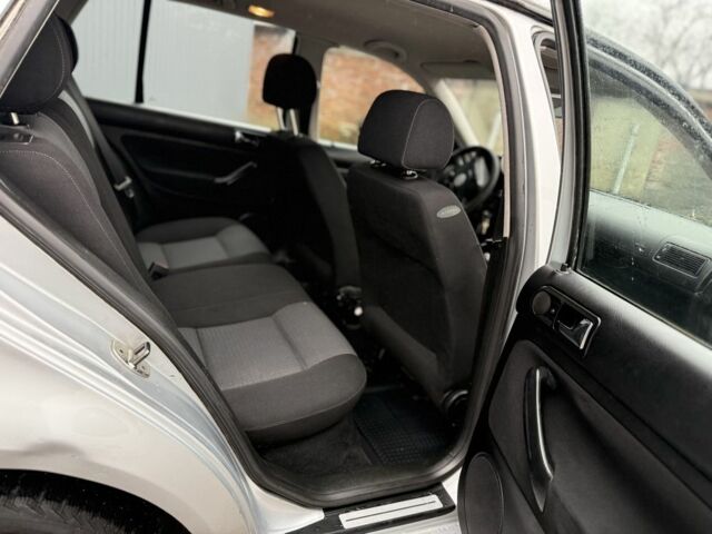 Серый Фольксваген Гольф, объемом двигателя 1.4 л и пробегом 174 тыс. км за 4999 $, фото 15 на Automoto.ua