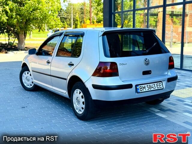 Серый Фольксваген Гольф, объемом двигателя 1.4 л и пробегом 200 тыс. км за 3800 $, фото 4 на Automoto.ua