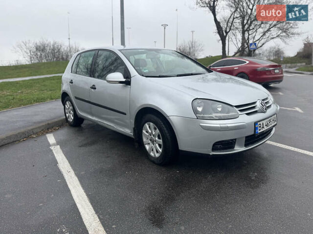 Серый Фольксваген Гольф, объемом двигателя 1.6 л и пробегом 260 тыс. км за 4200 $, фото 6 на Automoto.ua