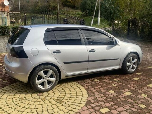 Серый Фольксваген Гольф, объемом двигателя 1.6 л и пробегом 280 тыс. км за 4300 $, фото 2 на Automoto.ua