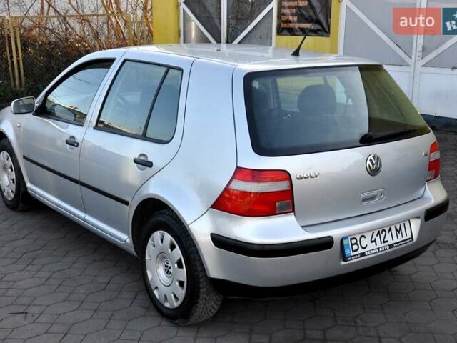 Серый Фольксваген Гольф, объемом двигателя 1.6 л и пробегом 146 тыс. км за 5700 $, фото 11 на Automoto.ua