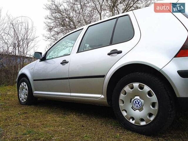 Сірий Фольксваген Гольф, об'ємом двигуна 1.6 л та пробігом 194 тис. км за 4999 $, фото 20 на Automoto.ua