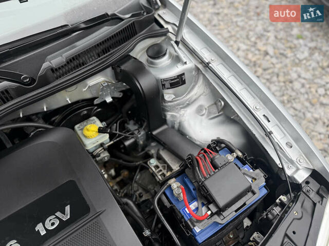 Серый Фольксваген Гольф, объемом двигателя 1.6 л и пробегом 198 тыс. км за 5499 $, фото 29 на Automoto.ua