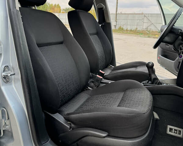 Серый Фольксваген Гольф, объемом двигателя 1.6 л и пробегом 178 тыс. км за 4999 $, фото 25 на Automoto.ua