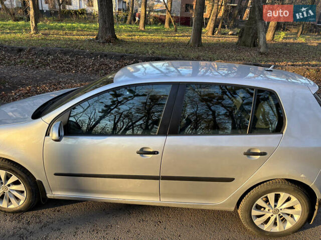 Сірий Фольксваген Гольф, об'ємом двигуна 1.39 л та пробігом 287 тис. км за 4800 $, фото 17 на Automoto.ua