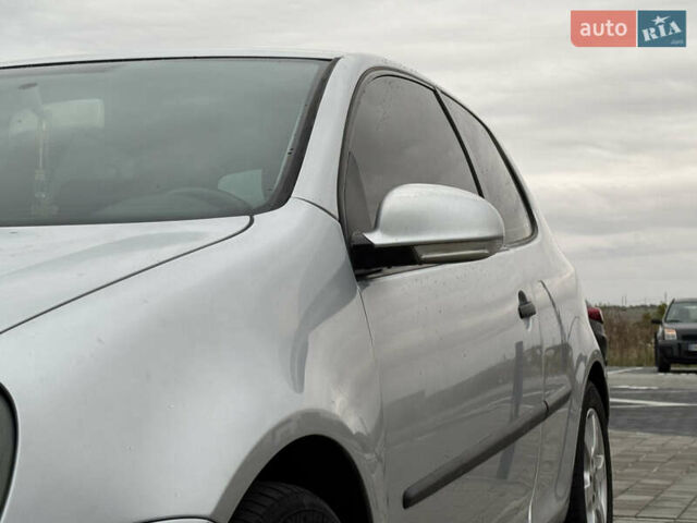 Сірий Фольксваген Гольф, об'ємом двигуна 1.6 л та пробігом 210 тис. км за 4150 $, фото 12 на Automoto.ua