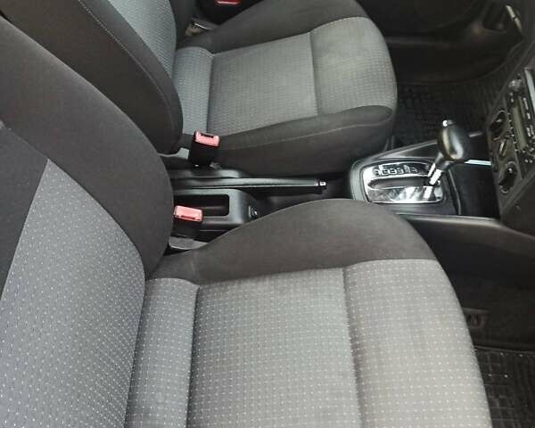 Серый Фольксваген Гольф, объемом двигателя 1.6 л и пробегом 219 тыс. км за 5200 $, фото 13 на Automoto.ua