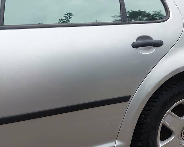 Сірий Фольксваген Гольф, об'ємом двигуна 1.6 л та пробігом 388 тис. км за 3650 $, фото 74 на Automoto.ua