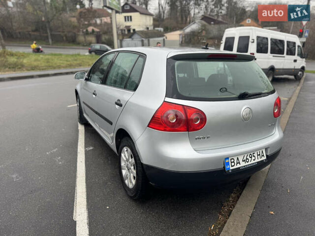 Серый Фольксваген Гольф, объемом двигателя 1.6 л и пробегом 260 тыс. км за 4200 $, фото 10 на Automoto.ua