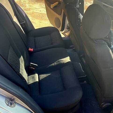 Серый Фольксваген Гольф, объемом двигателя 1.4 л и пробегом 270 тыс. км за 3900 $, фото 5 на Automoto.ua