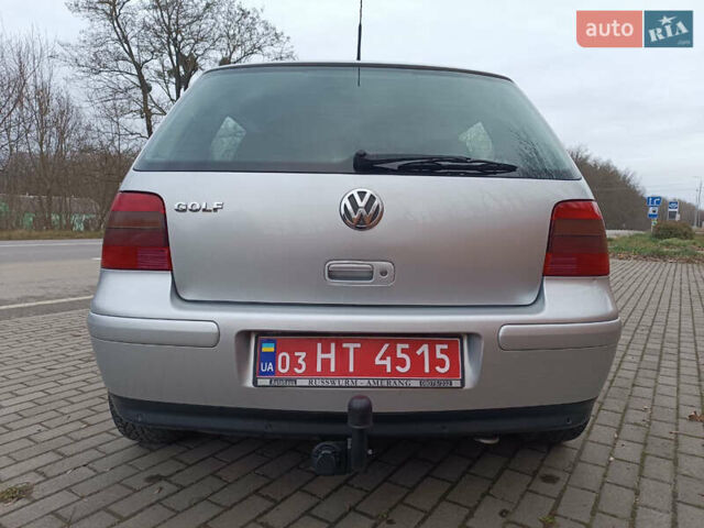 Серый Фольксваген Гольф, объемом двигателя 1.6 л и пробегом 226 тыс. км за 5250 $, фото 31 на Automoto.ua