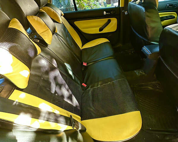 Серый Фольксваген Гольф, объемом двигателя 1.6 л и пробегом 280 тыс. км за 5300 $, фото 8 на Automoto.ua