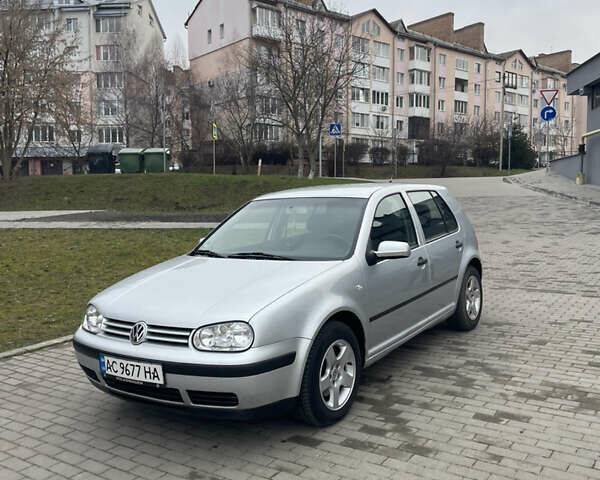 Серый Фольксваген Гольф, объемом двигателя 1.9 л и пробегом 258 тыс. км за 4400 $, фото 5 на Automoto.ua