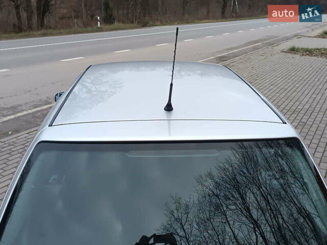 Серый Фольксваген Гольф, объемом двигателя 1.6 л и пробегом 226 тыс. км за 5250 $, фото 7 на Automoto.ua