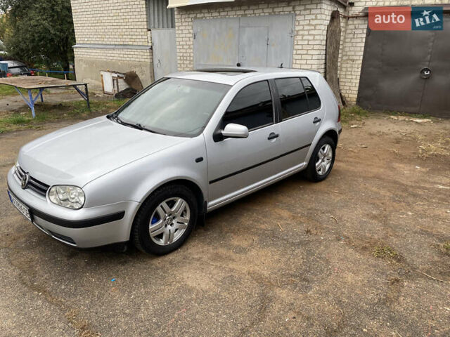 Фольксваген Гольф 2003 у Харкові на Automoto.ua Сірий Фольксваген Гольф, об'ємом двигуна 1.6 л та пробігом 227 тис. км за 4900 $, фото 2 на Automoto.ua