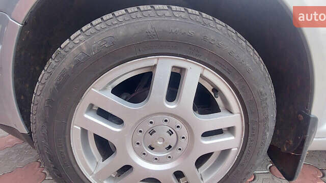 Серый Фольксваген Гольф, объемом двигателя 1.6 л и пробегом 154 тыс. км за 5500 $, фото 23 на Automoto.ua