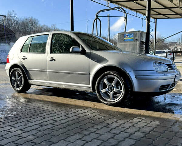 Серый Фольксваген Гольф, объемом двигателя 1.6 л и пробегом 170 тыс. км за 5200 $, фото 48 на Automoto.ua