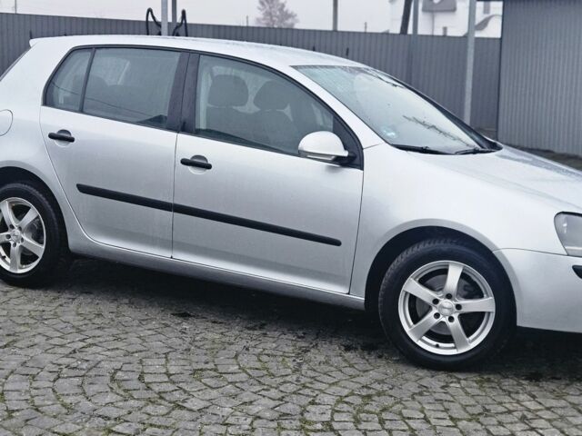 Сірий Фольксваген Гольф, об'ємом двигуна 1.4 л та пробігом 208 тис. км за 4600 $, фото 1 на Automoto.ua