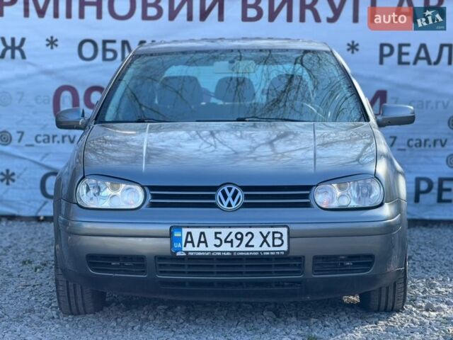 Серый Фольксваген Гольф, объемом двигателя 1.98 л и пробегом 260 тыс. км за 3350 $, фото 2 на Automoto.ua