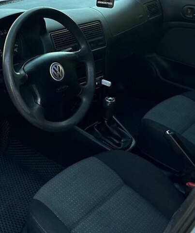 Серый Фольксваген Гольф, объемом двигателя 1.4 л и пробегом 223 тыс. км за 5000 $, фото 59 на Automoto.ua