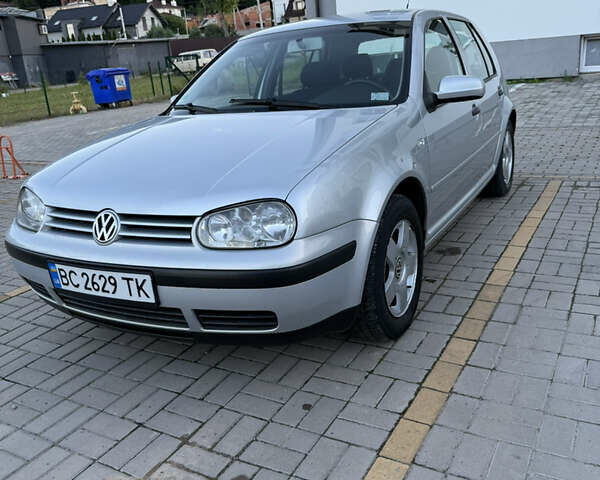 Серый Фольксваген Гольф, объемом двигателя 1.4 л и пробегом 269 тыс. км за 4400 $, фото 2 на Automoto.ua