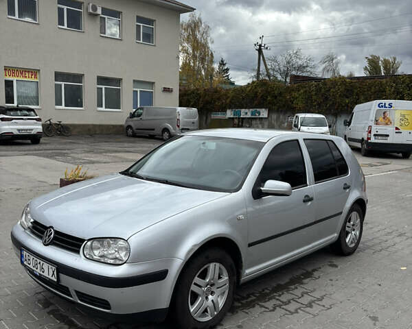 Серый Фольксваген Гольф, объемом двигателя 1.39 л и пробегом 312 тыс. км за 3600 $, фото 1 на Automoto.ua