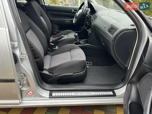 Сірий Фольксваген Гольф, об'ємом двигуна 1.6 л та пробігом 194 тис. км за 4999 $, фото 61 на Automoto.ua