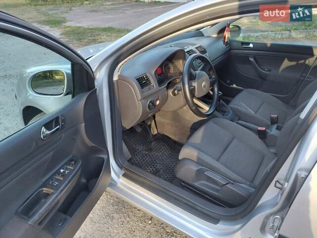 Сірий Фольксваген Гольф, об'ємом двигуна 1.4 л та пробігом 210 тис. км за 5200 $, фото 1 на Automoto.ua