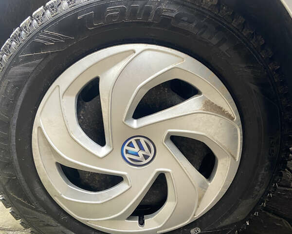 Серый Фольксваген Гольф, объемом двигателя 1.4 л и пробегом 215 тыс. км за 3950 $, фото 16 на Automoto.ua