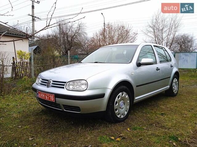 Сірий Фольксваген Гольф, об'ємом двигуна 1.6 л та пробігом 194 тис. км за 4999 $, фото 5 на Automoto.ua