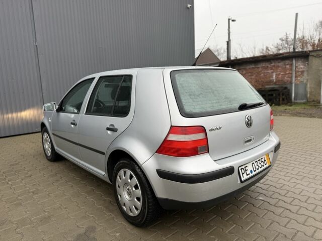 Серый Фольксваген Гольф, объемом двигателя 1.4 л и пробегом 174 тыс. км за 4999 $, фото 3 на Automoto.ua