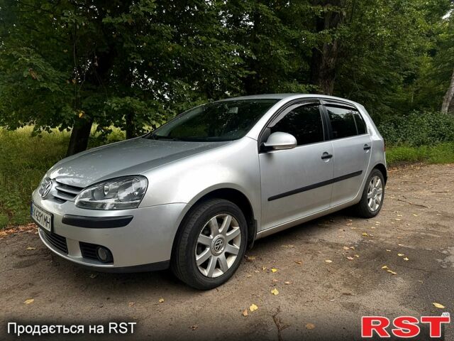 Серый Фольксваген Гольф, объемом двигателя 1.6 л и пробегом 221 тыс. км за 5200 $, фото 1 на Automoto.ua