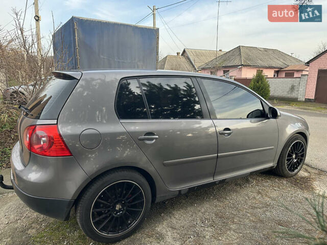 Серый Фольксваген Гольф, объемом двигателя 1.6 л и пробегом 263 тыс. км за 5600 $, фото 20 на Automoto.ua