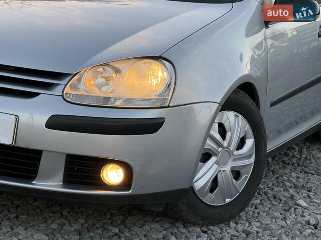 Серый Фольксваген Гольф, объемом двигателя 1.6 л и пробегом 229 тыс. км за 5600 $, фото 14 на Automoto.ua