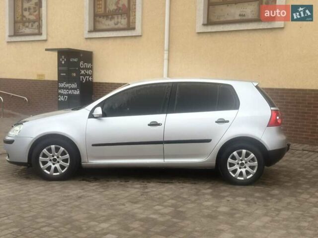 Серый Фольксваген Гольф, объемом двигателя 1.6 л и пробегом 281 тыс. км за 5200 $, фото 3 на Automoto.ua