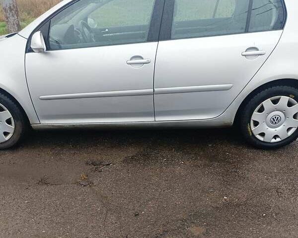 Серый Фольксваген Гольф, объемом двигателя 1.4 л и пробегом 200 тыс. км за 3700 $, фото 11 на Automoto.ua