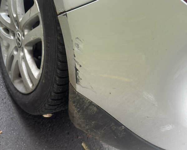 Фольксваген Гольф 2004 в Полтаве на Automoto.ua Серый Фольксваген Гольф, объемом двигателя 1.6 л и пробегом 260 тыс. км за 5500 $, фото 24 на Automoto.ua