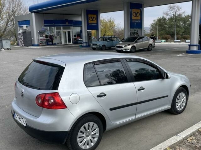 Серый Фольксваген Гольф, объемом двигателя 1.4 л и пробегом 208 тыс. км за 5200 $, фото 3 на Automoto.ua