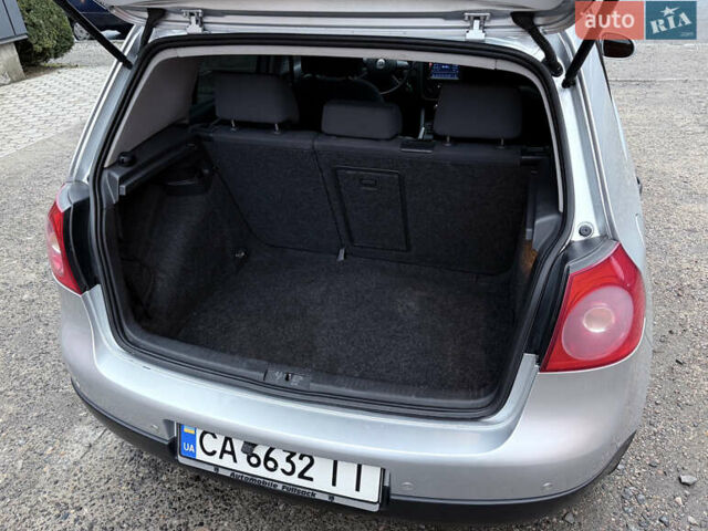 Серый Фольксваген Гольф, объемом двигателя 1.4 л и пробегом 225 тыс. км за 4950 $, фото 7 на Automoto.ua