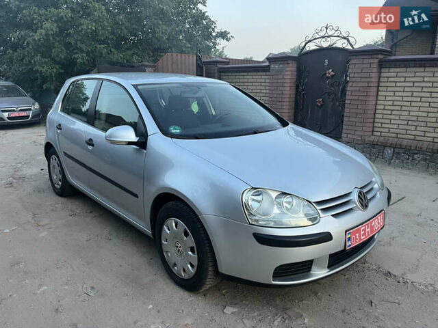 Серый Фольксваген Гольф, объемом двигателя 1.4 л и пробегом 195 тыс. км за 5400 $, фото 5 на Automoto.ua