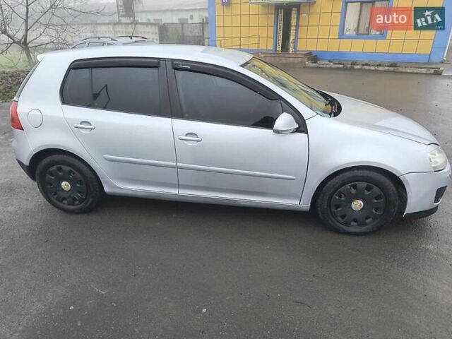 Серый Фольксваген Гольф, объемом двигателя 1.4 л и пробегом 253 тыс. км за 4900 $, фото 9 на Automoto.ua