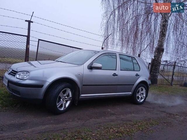 Серый Фольксваген Гольф, объемом двигателя 1.39 л и пробегом 237 тыс. км за 4750 $, фото 7 на Automoto.ua