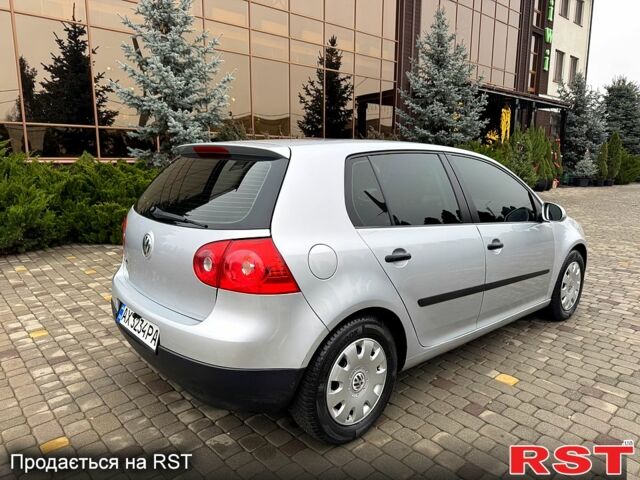 Сірий Фольксваген Гольф, об'ємом двигуна 1.4 л та пробігом 225 тис. км за 5850 $, фото 4 на Automoto.ua