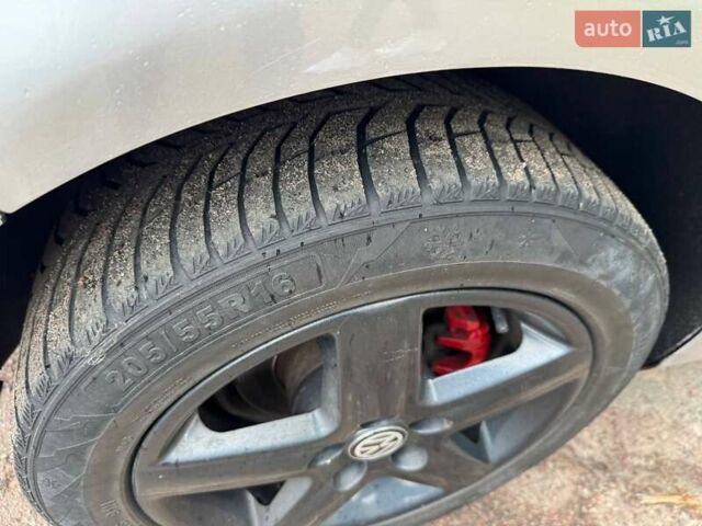 Фольксваген Гольф 2004 в Конотопе на Automoto.ua Серый Фольксваген Гольф, объемом двигателя 1.9 л и пробегом 330 тыс. км за 5750 $, фото 13 на Automoto.ua