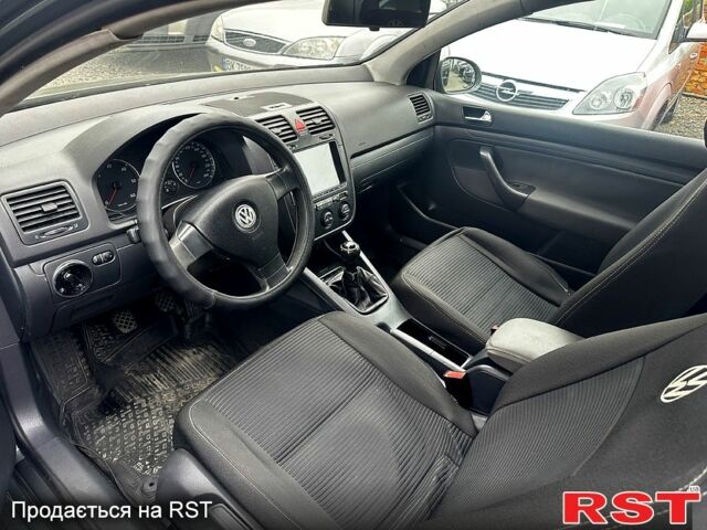 Серый Фольксваген Гольф, объемом двигателя 1.9 л и пробегом 0 тыс. км за 4700 $, фото 3 на Automoto.ua